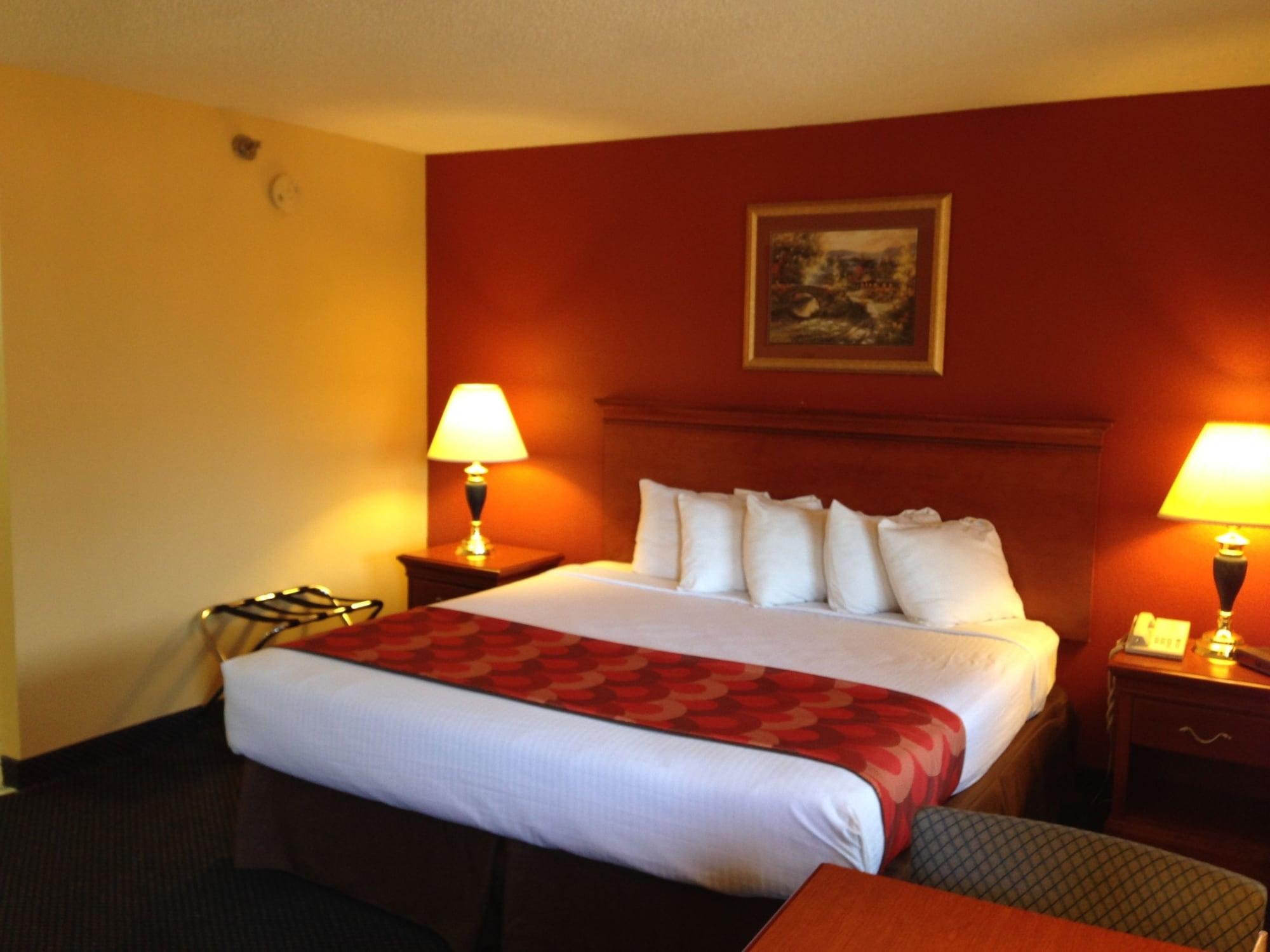 Super 8 By Wyndham Downtown Gatlinburg At Convention Center Hotel Exterior photo